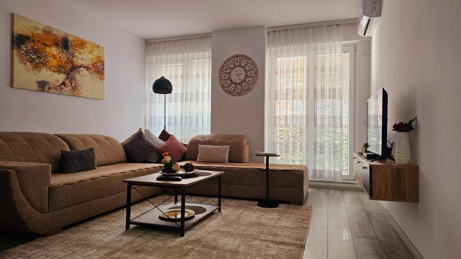Superb 1 Bedroom In The Best Zone Of The City. Ferizaj Exterior photo